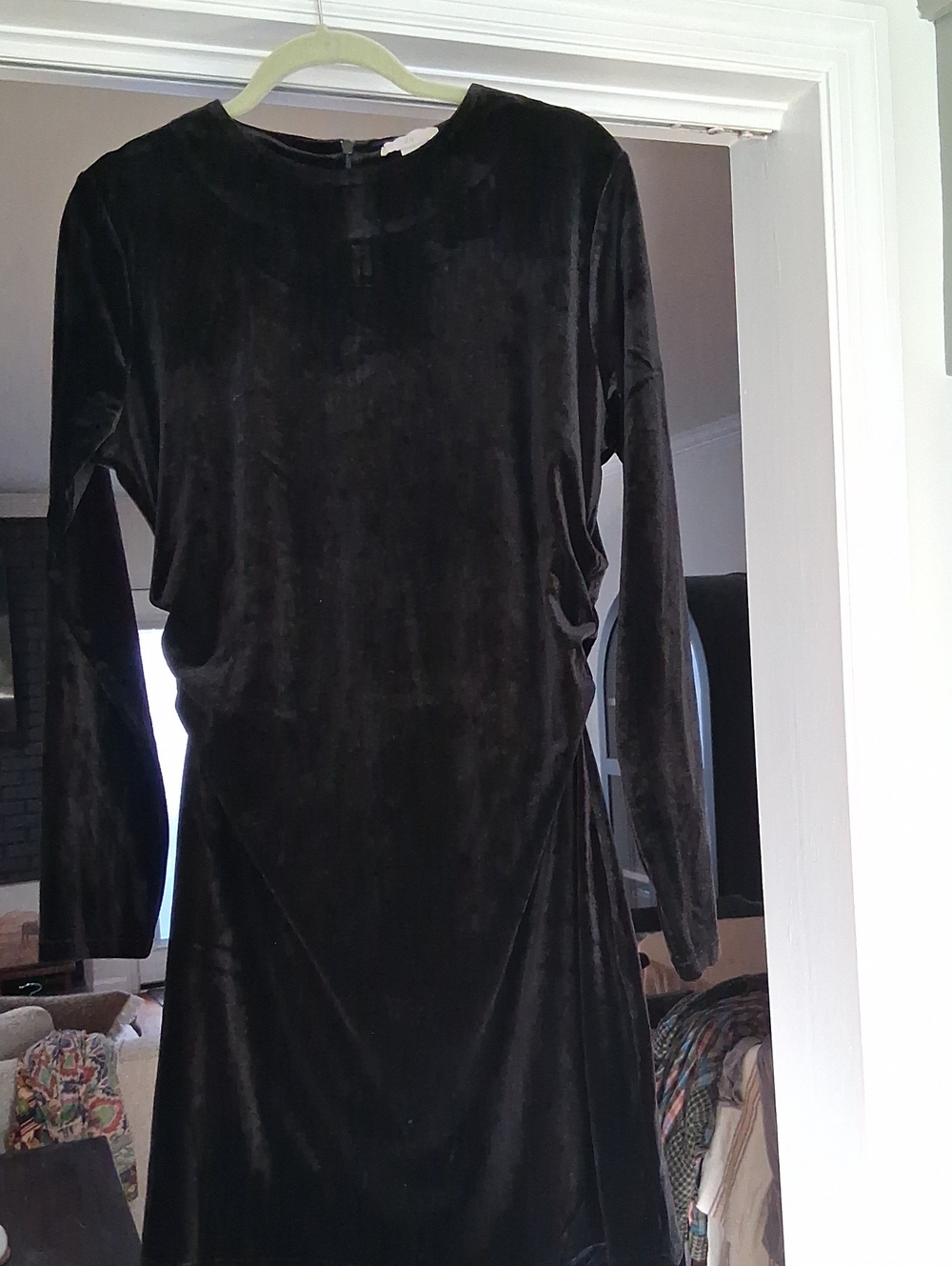 H&M Black Velvet Long Sleeve Dress